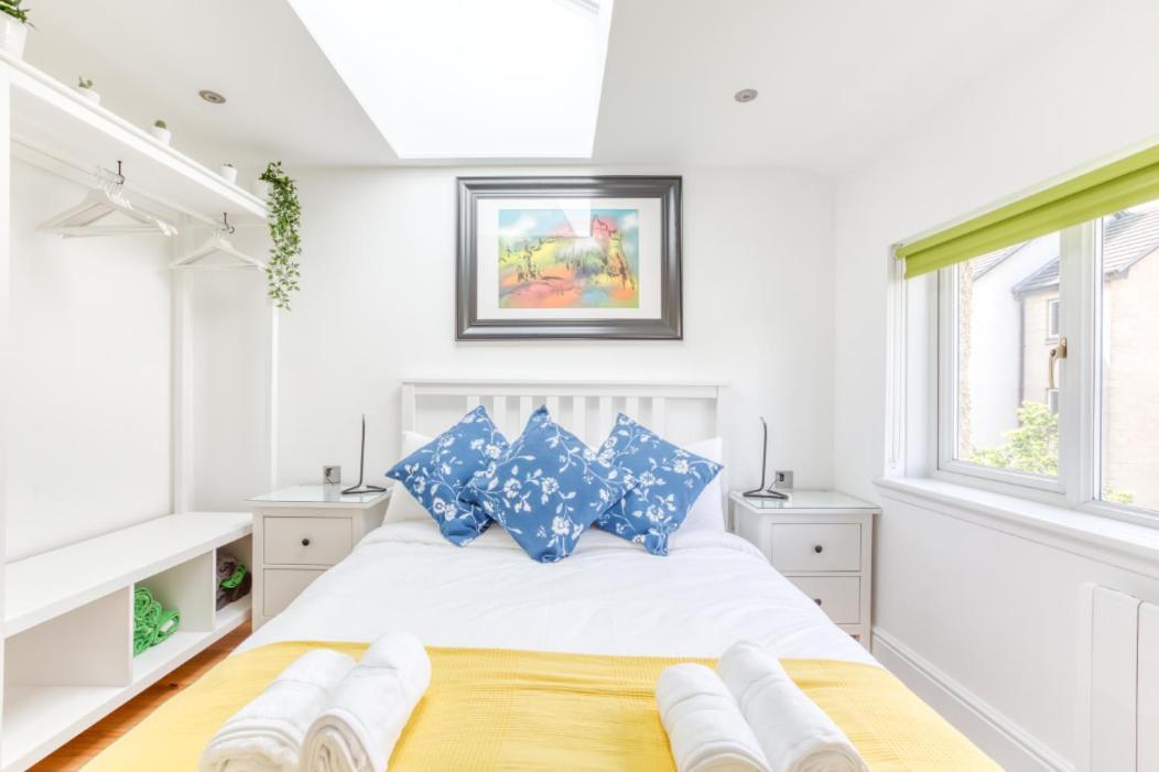 Central Bright 3 Bed Flat With Pool & Parking Edimburgo Exterior foto